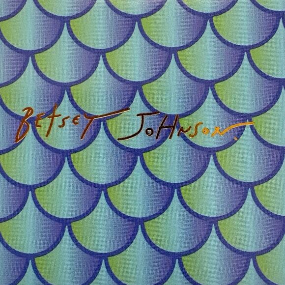 New Betsey Johnson Lobster Keychain - Picture 3 of 3